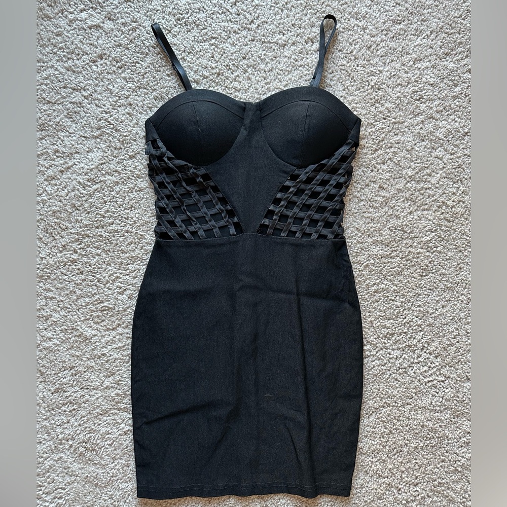 Women’s little black dress dress size small